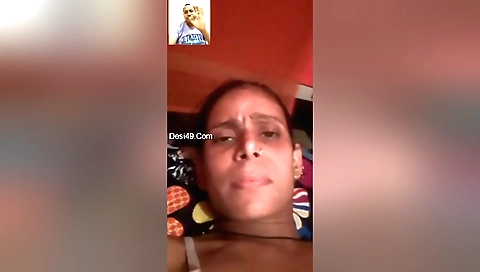 Amateur indian girl in a solo video shows her hairy body