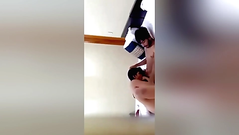Indian girl with a nice ass is having fun in a webcam video