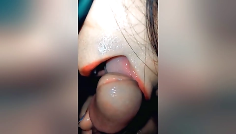 Indian amateur video with a brunette girl sucking her neighbor