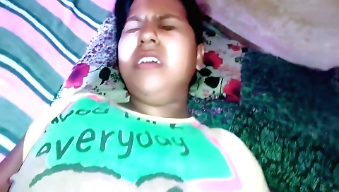 Indian brunette amateur sex video with me and my boyfriend