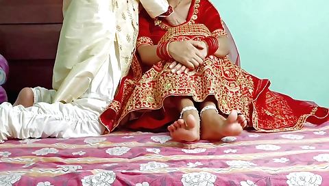 Indian porn movie with a brunette getting creampied