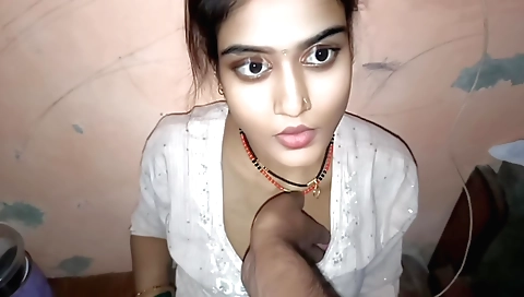 Indian girl and her friend fuck in a bedroom in this video