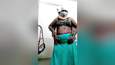 Indian whore gets her tight pussy rammed by her husband