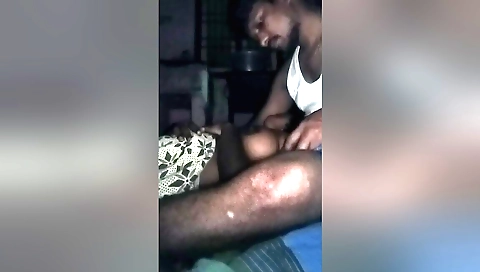 Indian wife shows her huge ass and ass-shaped body on webcams