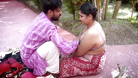 Beautiful milf gives her bra as gift to her stepson