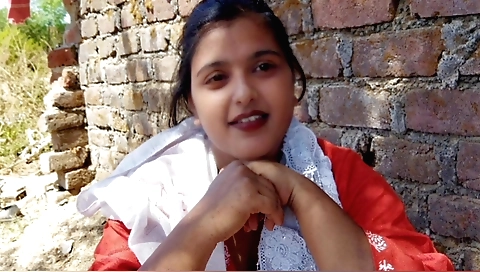 Indian amateur video show a slutty girl getting fucked