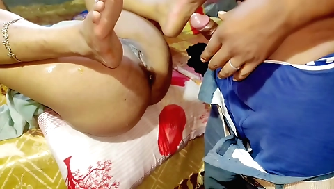 Indian creampie scene with a fat booty and a fat dick