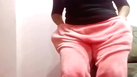 Busty chick is making herself wet on cam in homemade vid