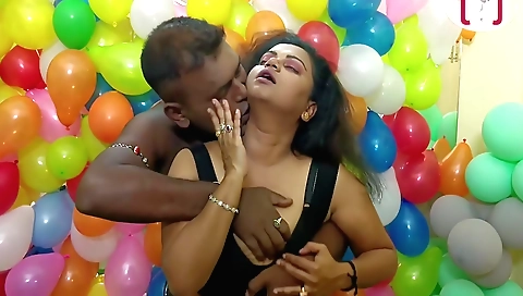 Indian hottie has a great big ass and a tight pussy