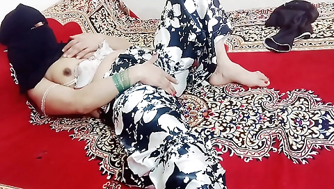 Indian chick with a fat ass is having sex with a big cock