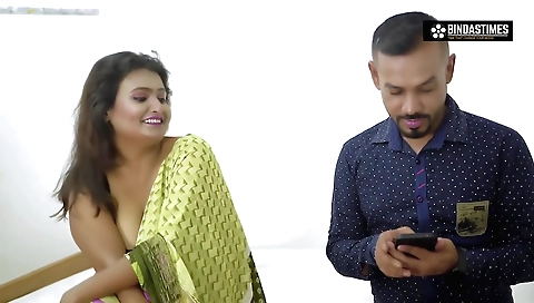 Horny indian big tits and big booty hottie with big tits