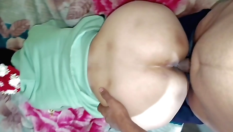 Amateur indian teen with hairy pussy gets creampied