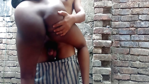 Bangla vabi desi real desi video with a nice round body