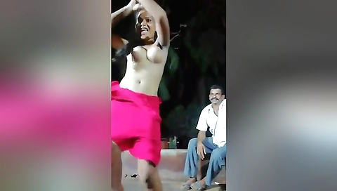 Naked brunette with a big ass and sexy tits in a public video