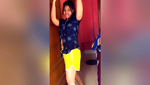 Indian amateur teaching her boyfriend to masturbate
