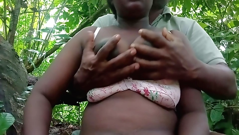 Indian girl with big natural breasts gets fucked outdoors