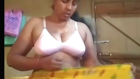 Indian amateur brunette with a hot body in my solo video