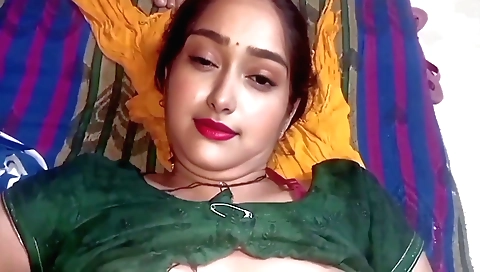 Indian brunette amateur couple is fucking on camera