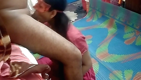 Indian bhabhi fucks with a dildo in her shaved pussy