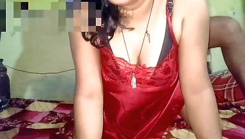 Indian girl in sexy outfit gives a blowjob in front of a webcam