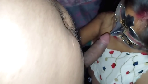 Indian brunette with hairy pussy is fingered in the village