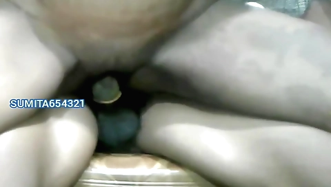 Indian teen is showing off natural body while getting off