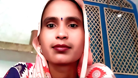 Indian chick strips naked and gets her pussy fucked