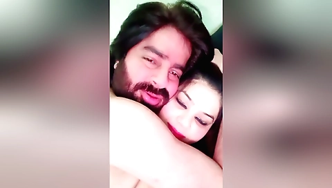 Hot brunette webcam porn scene with an amateur video