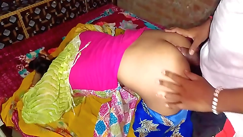 Indian chick with a shaved pussy doing doggy style
