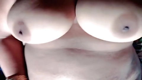 Indian teen girl with nice curves and long legs gets her cunt fucked