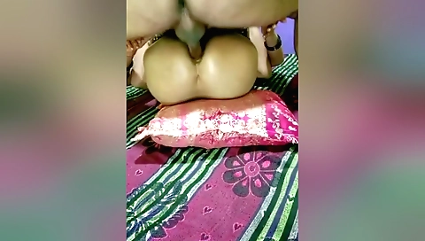Chubby brunette fucked by a hot guy in webcam clip