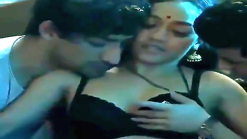 Indian chick with a nice face gets a big dick for the first time