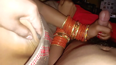 Handjob indian sex video with a hot and attractive girl